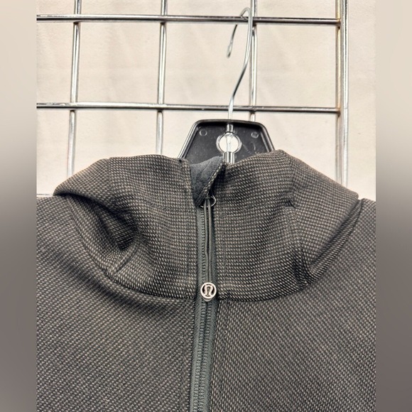 LULULEMON City Softshell Tweed Coat black taupe hooded size 6 - Picture 6 of 10